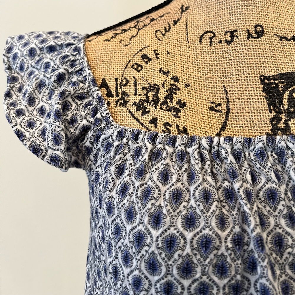 Ann Taylor Flutter Sleeve Top